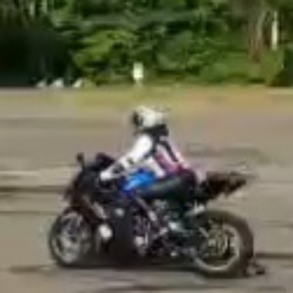 Meet your Posher, Emily - Picture 8 of 8